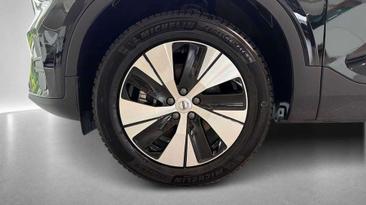 Volvo XC40 B3 Core — photo 8