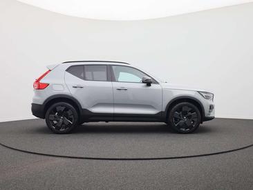 Volvo XC40 B4 — photo 4