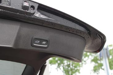 Volvo XC40 B4 — photo 27