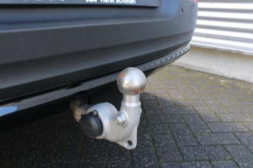 Volvo XC40 B4 — photo 28