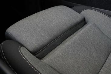 Volvo XC40 B4 — photo 28