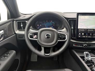 Volvo XC60 T6 Recharge AWD — photo 12
