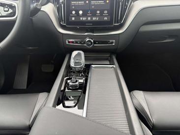 Volvo XC60 T6 Recharge AWD — photo 14