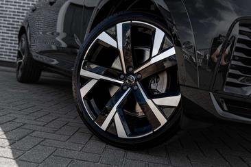 Volvo XC60 Dual Motor Extended Range — photo 47
