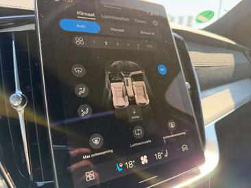 Volvo XC90 T8 Recharge AWD — photo 15