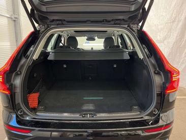 Volvo XC60 B4 D AWD — photo 9