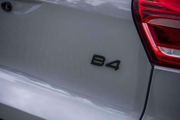 Volvo XC40 B4 — photo 25