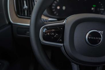 Volvo XC60 T6 Recharge AWD — photo 15