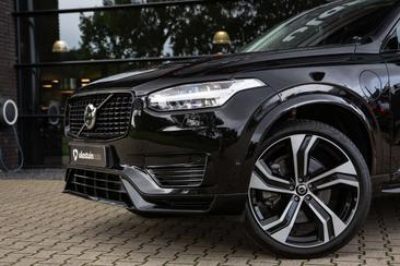 Volvo XC90 T8 Recharge AWD — photo 9