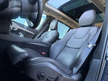 Volvo XC90 T8 Recharge AWD — photo 6