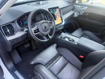 Volvo XC90 T8 Recharge AWD — photo 5