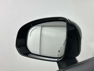 Volvo XC60 B6 AWD — photo 12