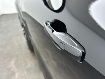 Volvo XC60 B6 AWD — photo 13