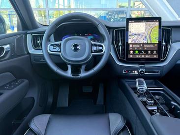 Volvo XC60 T8 Recharge AWD — photo 25