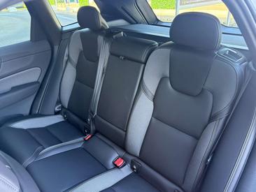 Volvo XC60 T8 Recharge AWD — photo 16