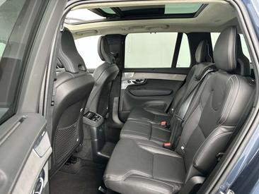Volvo XC90 T8 Recharge AWD — photo 31