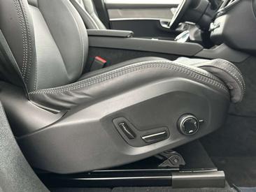 Volvo XC90 T8 Recharge AWD — photo 40