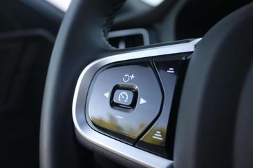 Volvo XC60 T6 Recharge AWD — photo 30
