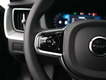 Volvo XC60 T6 Recharge AWD — photo 36