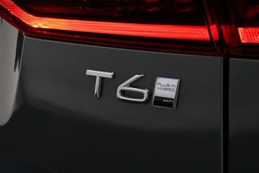 Volvo XC60 T6 Recharge AWD — photo 39