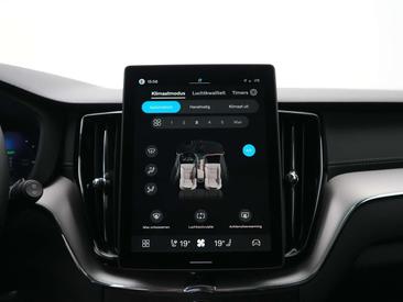 Volvo XC60 T6 Recharge AWD — photo 48