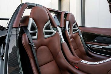 Porsche Carrera GT — photo 4