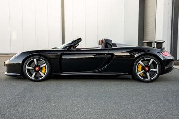 Porsche Carrera GT — photo 31