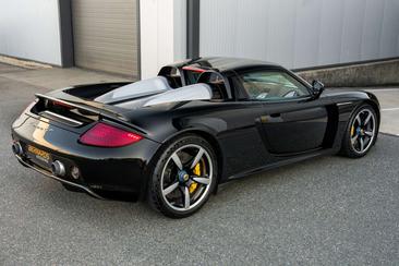 Porsche Carrera GT — photo 39