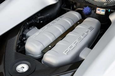 Porsche Carrera GT — photo 49
