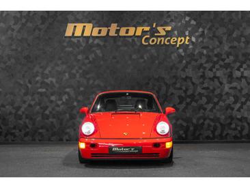 Porsche 911 Carrera 4 — photo 4