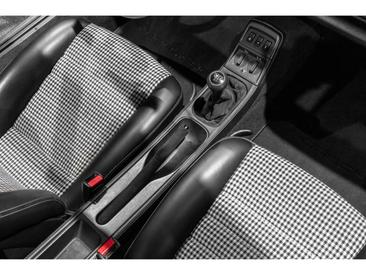 Porsche 911 Carrera 4 — photo 21