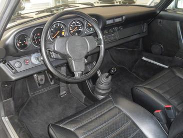 Porsche 911 Cabriolet SC — photo 10