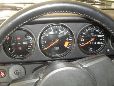 Porsche 911 Cabriolet SC — photo 16
