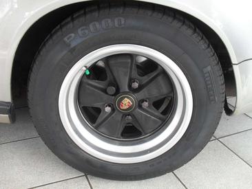 Porsche 911 Cabriolet SC — photo 19