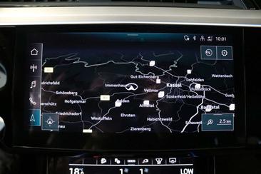 Audi E-tron 50 Quattro — photo 20