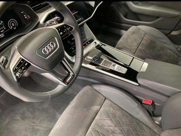Audi RS6 avant — photo 17