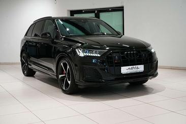 Audi SQ7 TFSI — photo 13