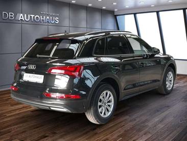 Audi Q5 40 TDI Quattro — photo 4