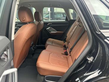 Audi Q3 35 TFSI — photo 9