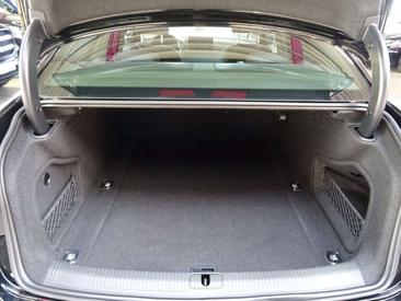 Audi A4 40 TDI — photo 16
