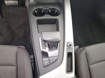 Audi A4 35 TDI — photo 15