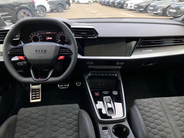Audi RS3 Sportback — photo 3