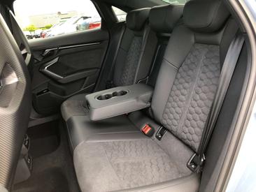 Audi RS3 Sportback — photo 8