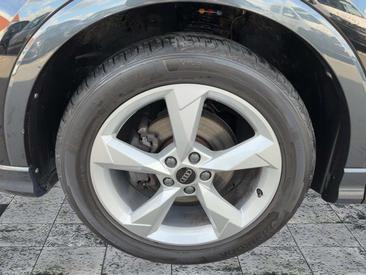 Audi Q3 35 TDI — photo 7