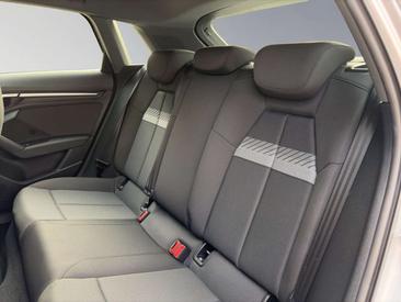 Audi A3 Sportback 35 TFSI — photo 18