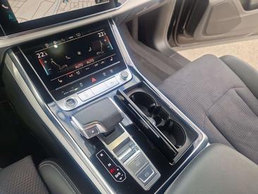 Audi Q8 50 TDI Quattro — photo 13