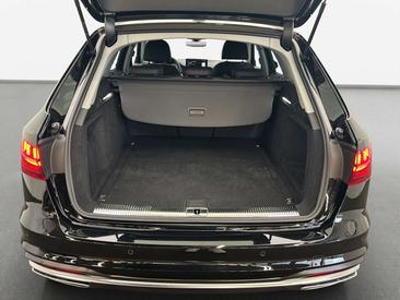 Audi A4 40 TDI — photo 11