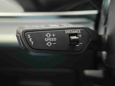 Audi Q8 TFSI E 60 E Quattro — photo 12