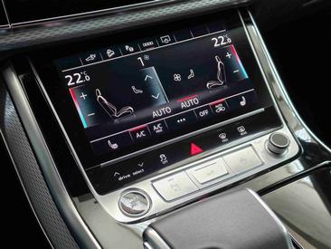 Audi Q8 TFSI E 60 E Quattro — photo 14