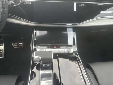 Audi Q8 50 TDI Quattro — photo 8